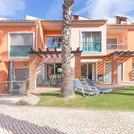 Будинок відпочинку Jardins Vale De Santa Maria, With Pool